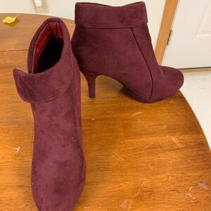 Top Moda platform suede stiletto heel ankle boots side zip 3.5 in heel size 7.5